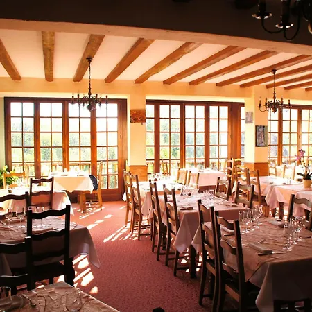 Le Fenelon Hotel